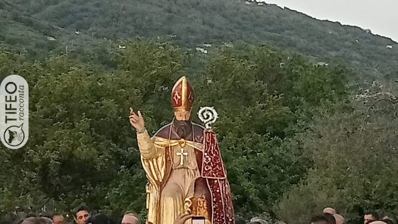 Festa di San Leone a Sinagra, il video della caratteristica corsa sul ponte